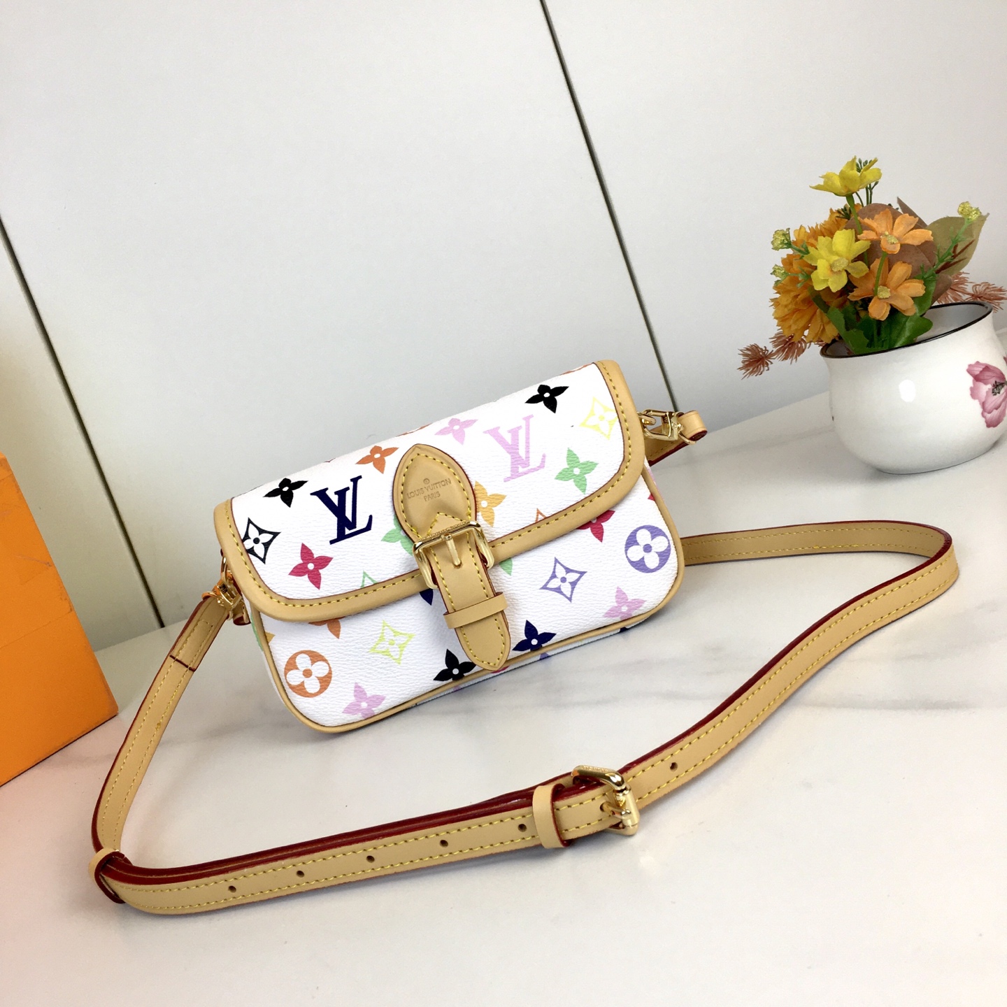 LV bag 125